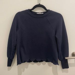 Frame scallop crew sweater size xs